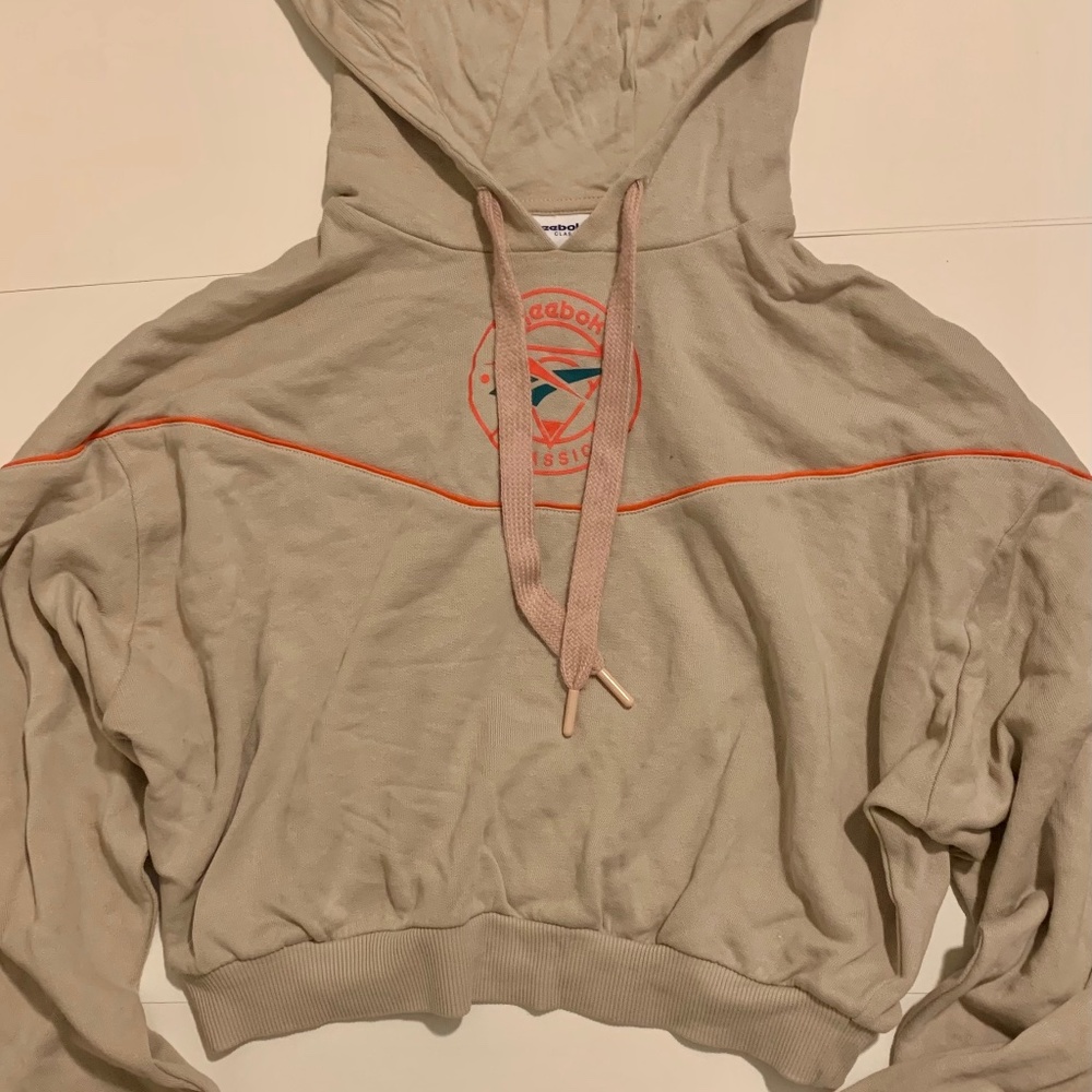 Retro Cropped Reebok Hoodie